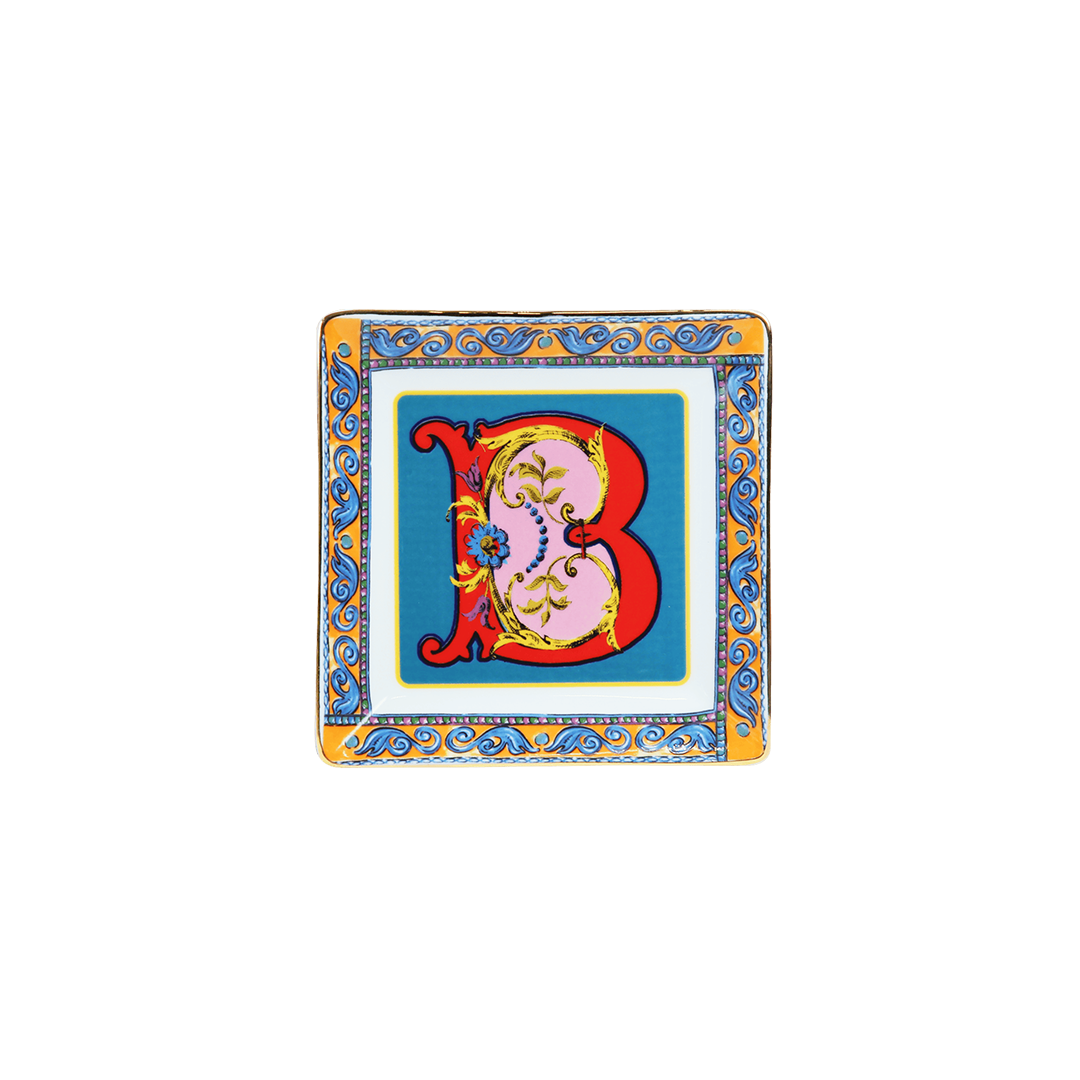 צלוחית מרובעת במגוון אותיות - A-Z