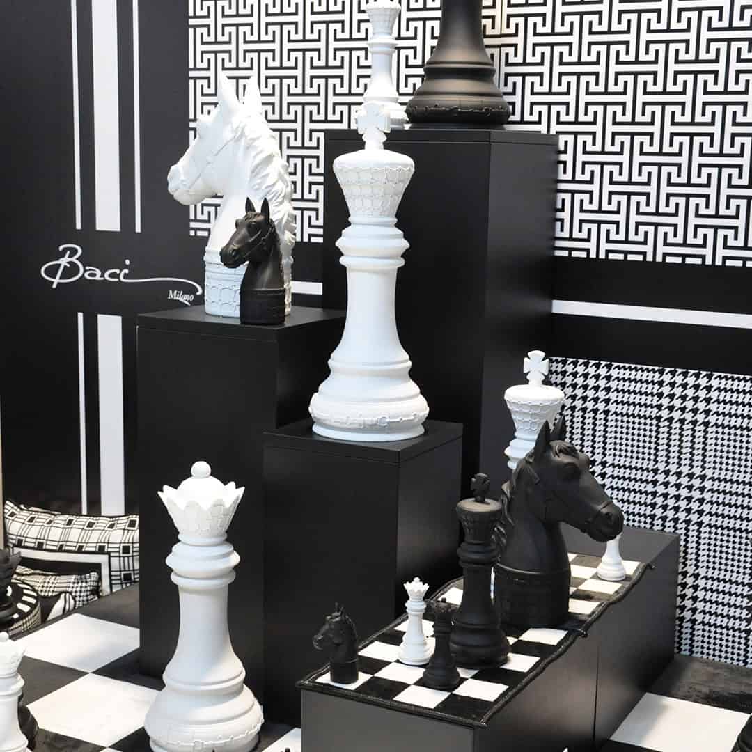 פסל במגוון צבעים - Optical | לבן