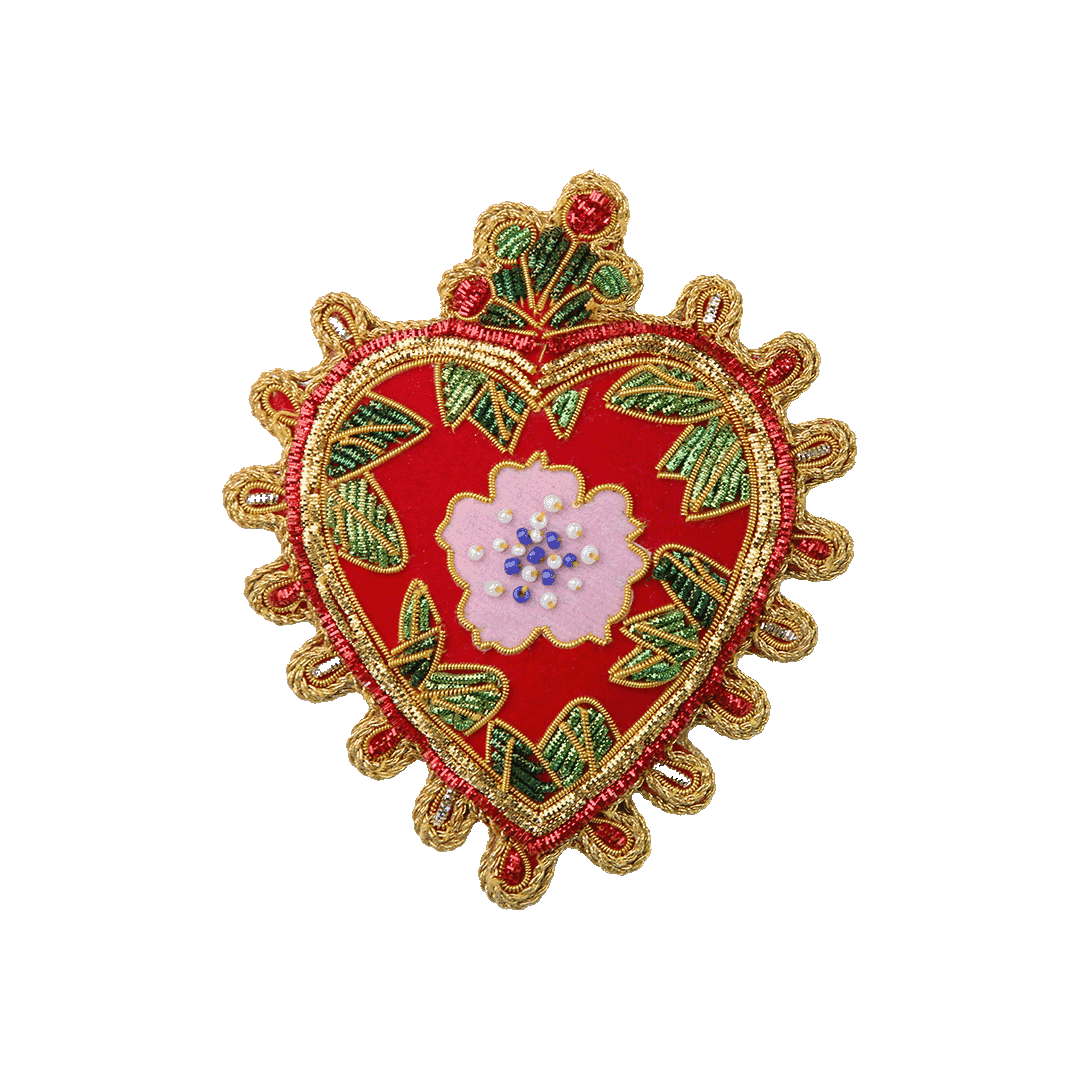 טבעת מפיות רקומה ביד - לב