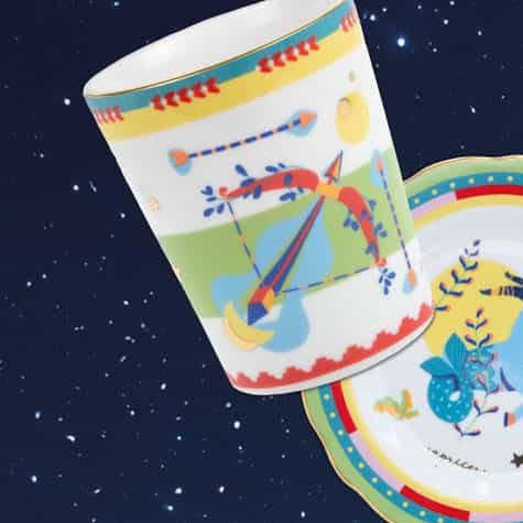 ספל עם מכסה/צלחת במגוון סמלי גלגל המזלות - קשת