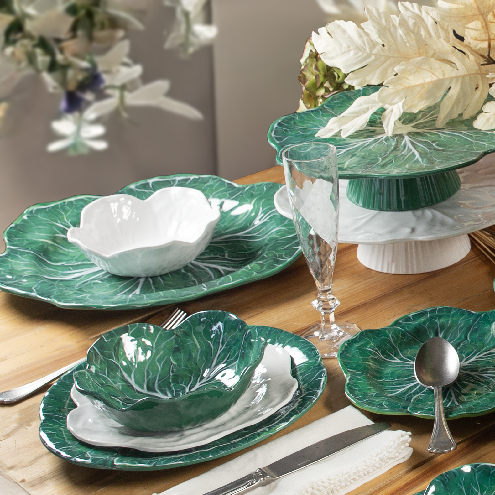 קערת הגשה רחבה במגוון צבעים - ירוק