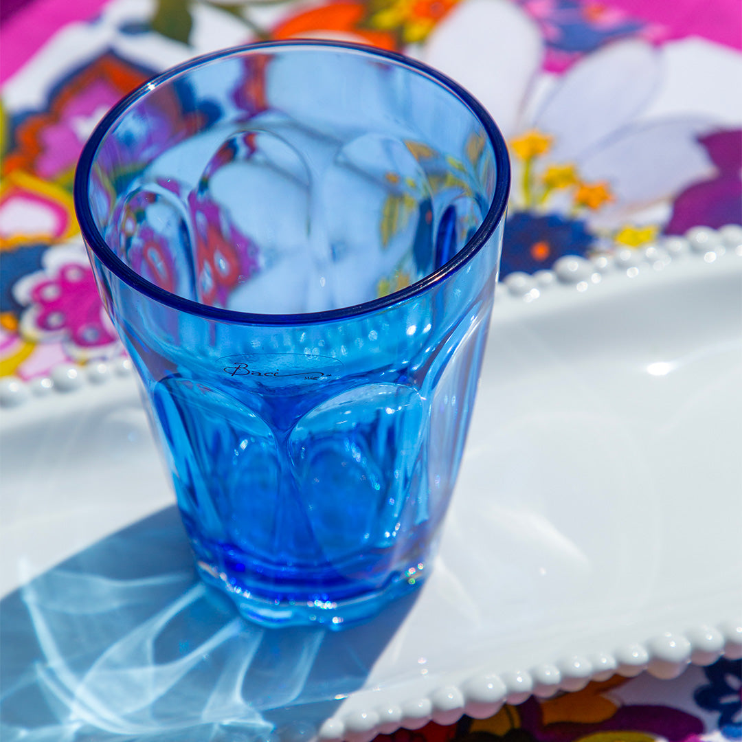 כוס שתייה במגוון צבעים - כחול שקוף