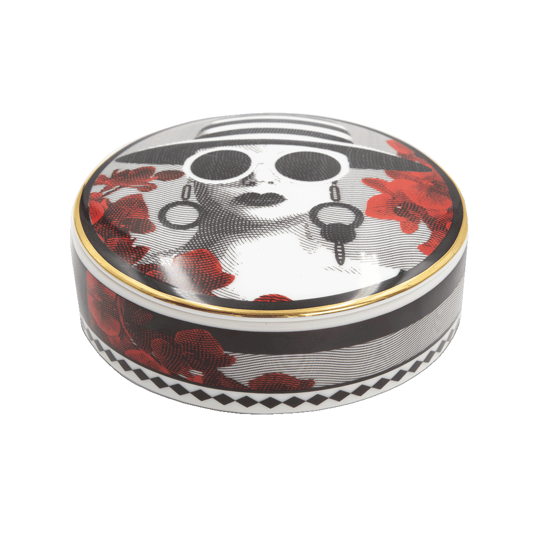 קופסא רב תכליתית במגוון דגמים - Mrs White