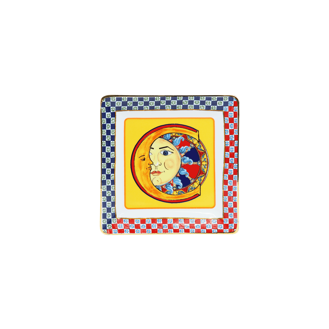 צלוחית מרובעת במגוון אותיות - A-Z