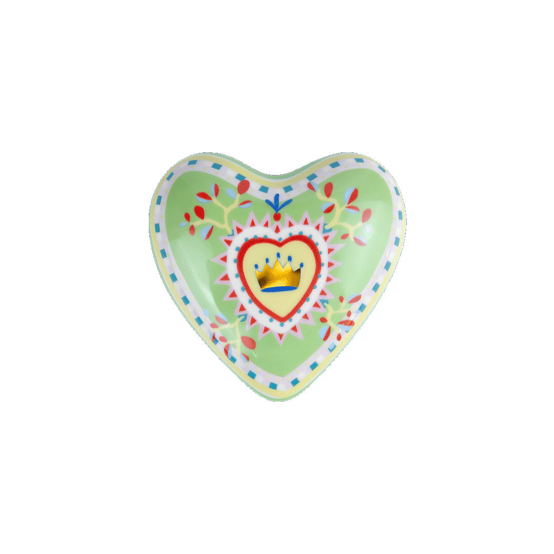 לב קטן לתליה על קיר במגוון דגמים - HEART