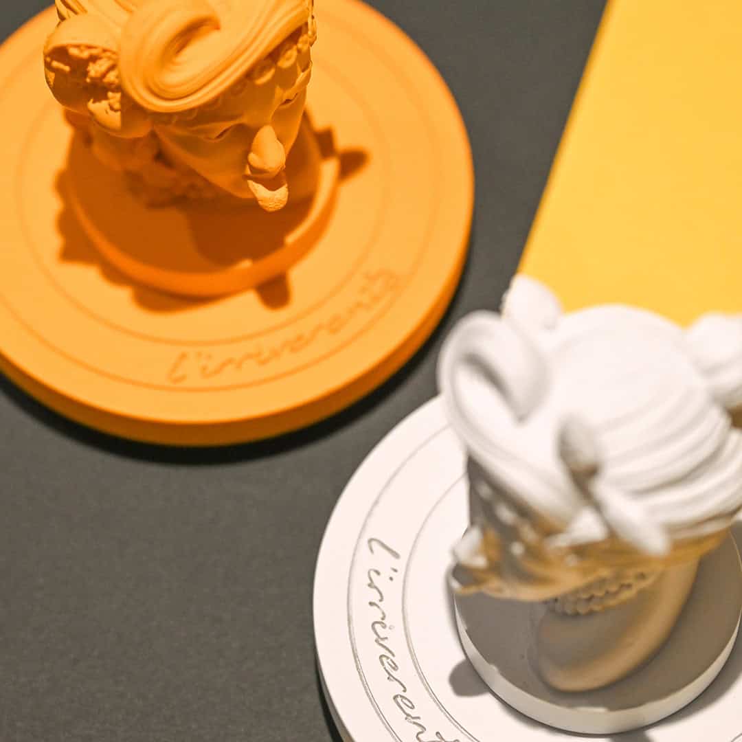 פסלון לשולחן במגוון צבעים - לבן |  L'IRRIVERENTE