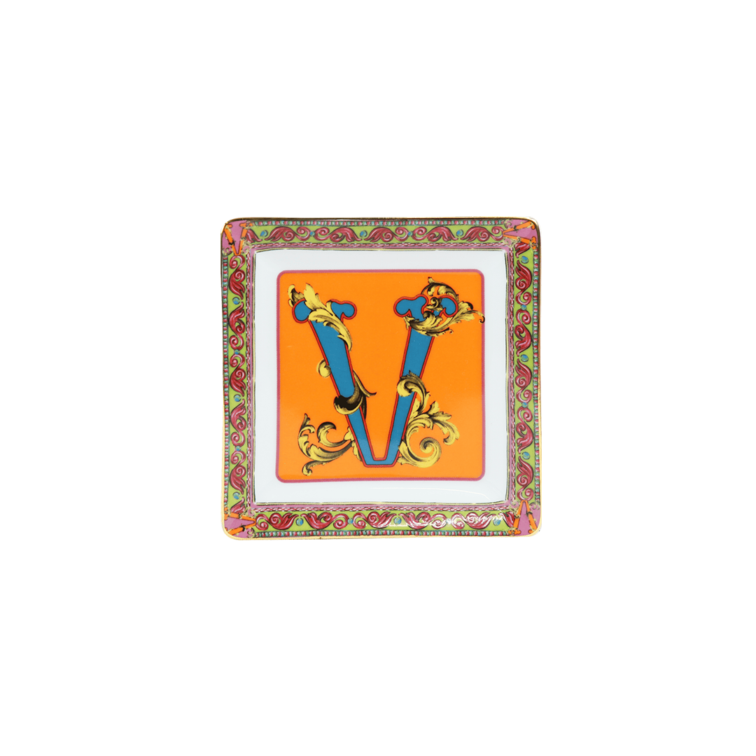 צלוחית מרובעת במגוון אותיות - A-Z